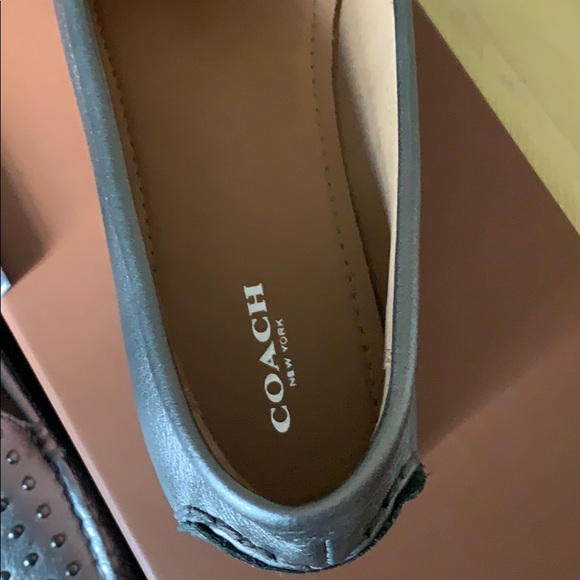 Gently used Coach Gunmetal Loafer - Size 9 - Picture 2 of 4
